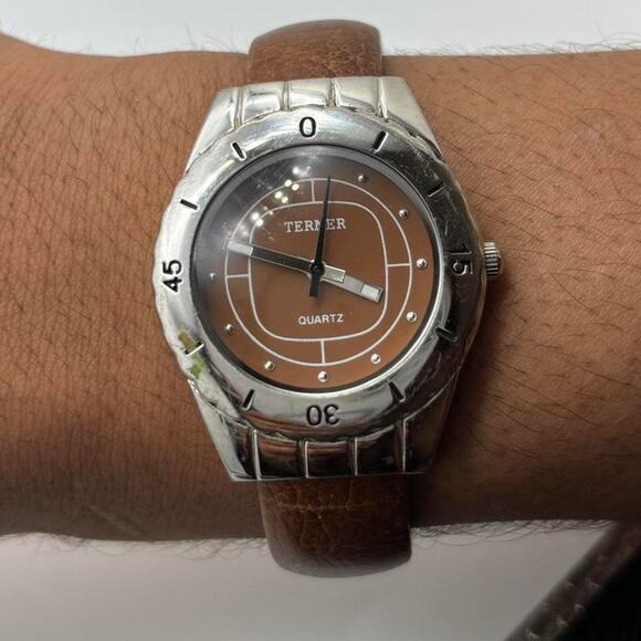 Silver & brown watch - Picture 1 of 2